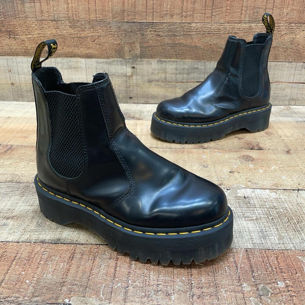 Dr. Martens 2976 Quad Boots Womens Size 7 38 Black Leather Chelsea Platform